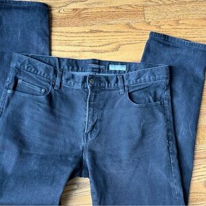 AEROPOSTALE Black Slim Straight Jeans.